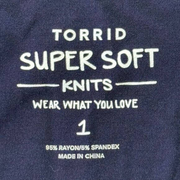 Torrid Women's Super Soft Stretch Crisscross Flowy Navy Knit Top Size 1 US 1X - Picture 5 of 7